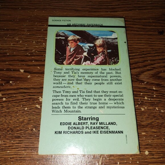 Disney's Escape to Witch Mountain (Alexander key, 1968) First Printing Paperback - Picture 2 of 3